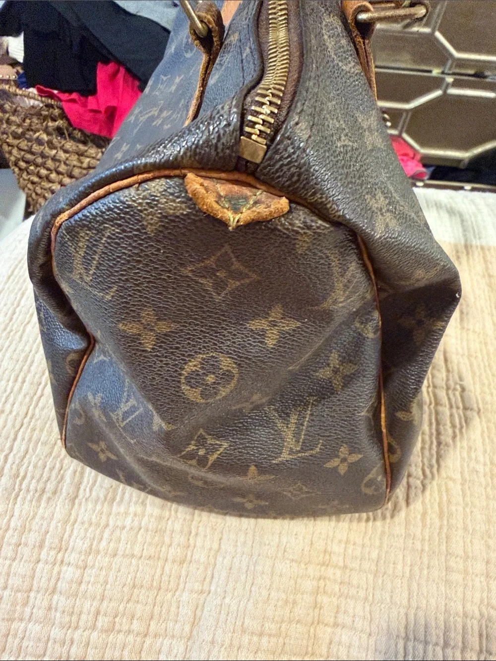 Pre Loved Authentic Louis Vuitton Monogram Speedy Bag - Dark Brown